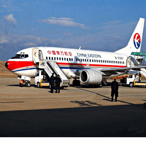 温州龙湾机场托运航空快运业稳步发展的原因是什么？